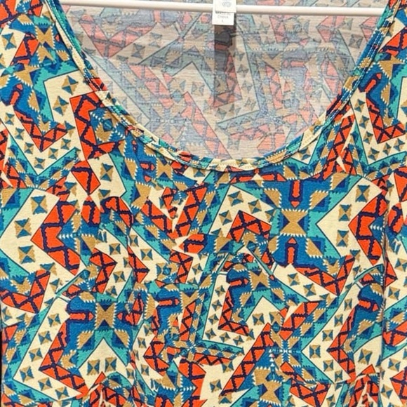 Lularoe Colorful Geometric Women's Top LARGE - Picture 3 of 4